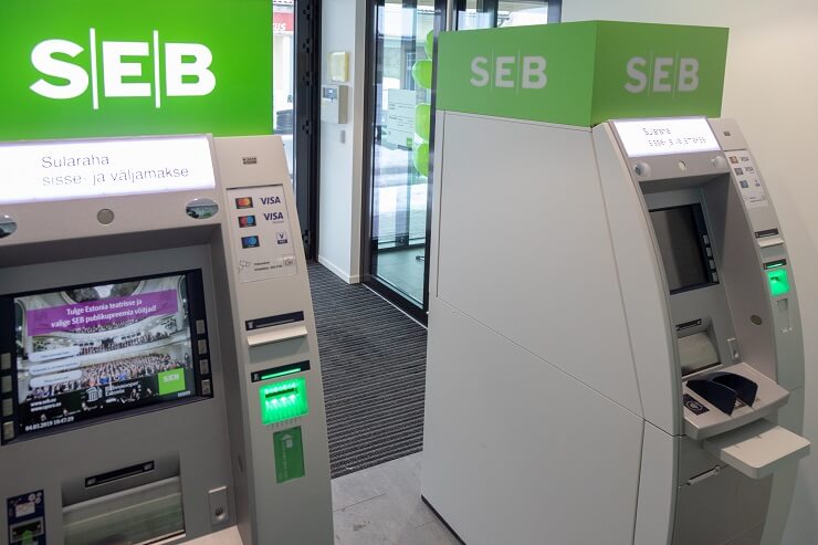 Банк SEB изменит модель управления сетью банкоматов в странах Балтии